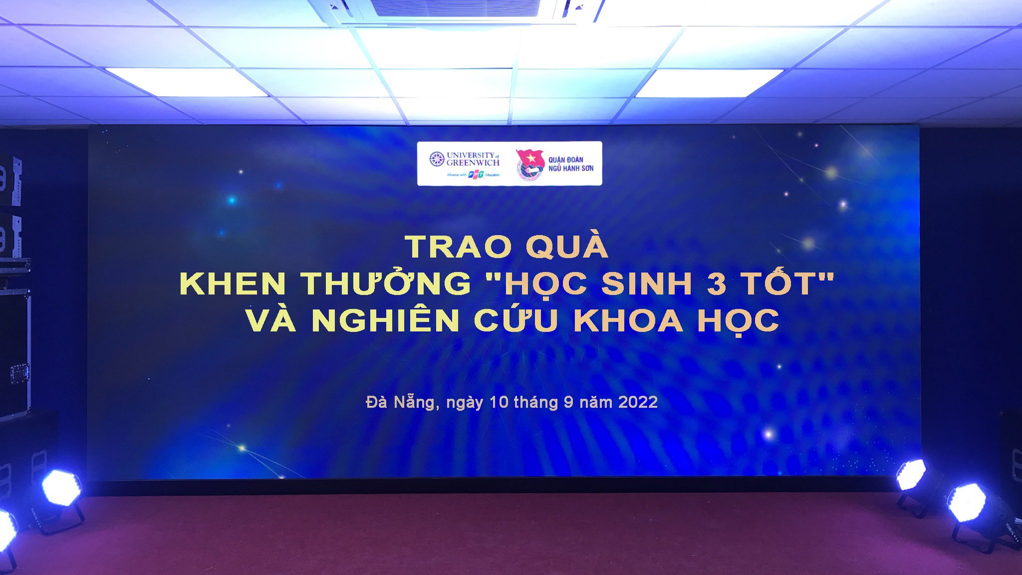 QUẬN ĐOÀN NGŨ HÀNH SƠN TỔ CHỨC TUYÊN DƯƠNG, KHEN THƯỞNG CHO "HỌC SINH 3 TỐT" VÀ ĐẠT THÀNH TÍCH TỐT TRONG NGHIÊN CỨU KHOA HỌC
